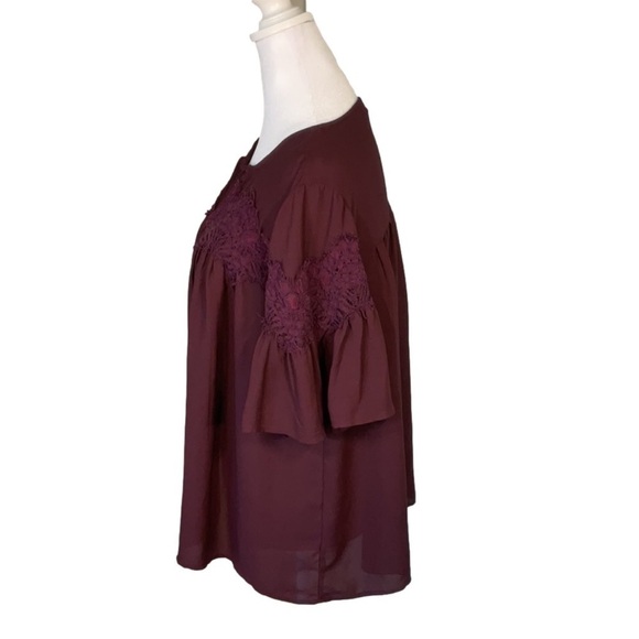 Lucky Brand Flutter Sleeve Blouse - Picture 7 of 14